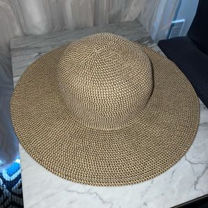 Nine West sun hat